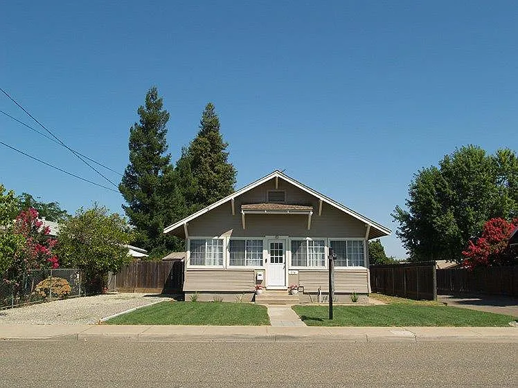 224 North St photo 1