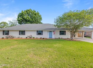 105 Candlestick Ln, Lafayette, LA 70507