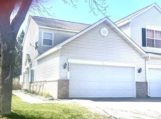 7503 Derby Ln, Shakopee, MN 55379