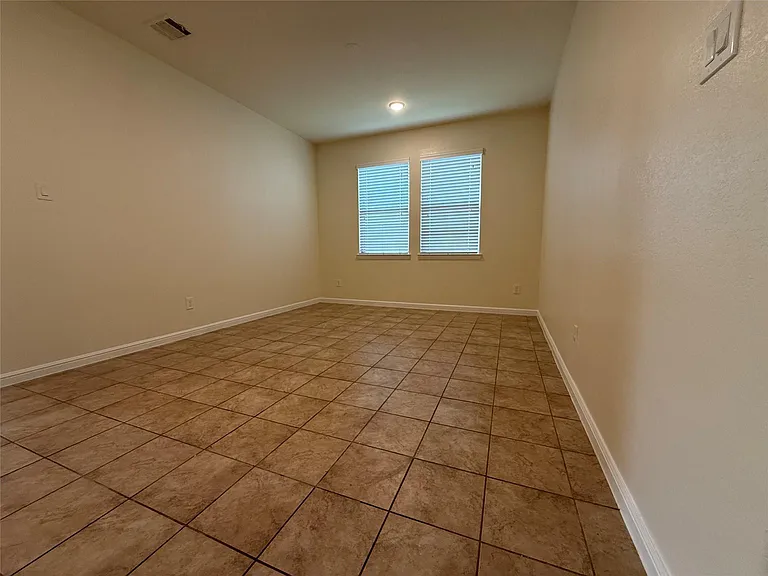 5522 Carlisle Ave — Photo 12