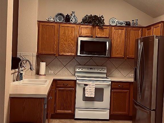 5th image of 107 Kerley Dr