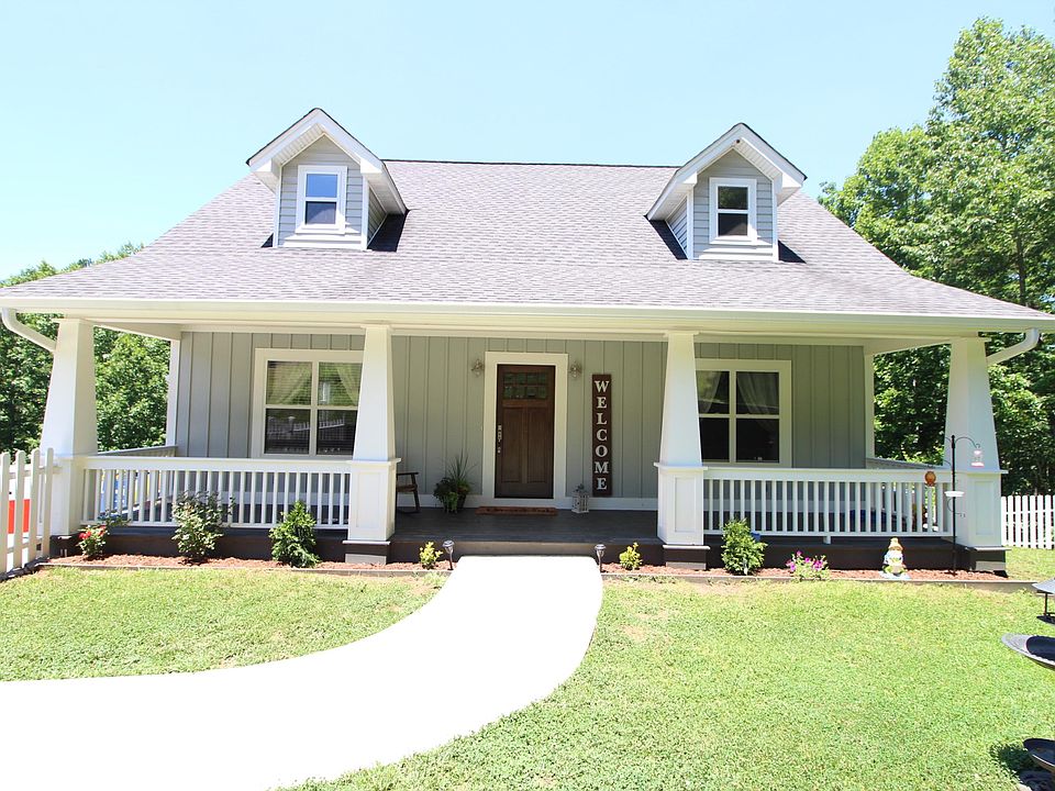 1st image of 210 McClanahan Dr NW