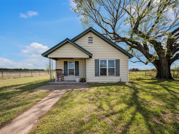 3913 Fm 1956, Nocona, TX 76255