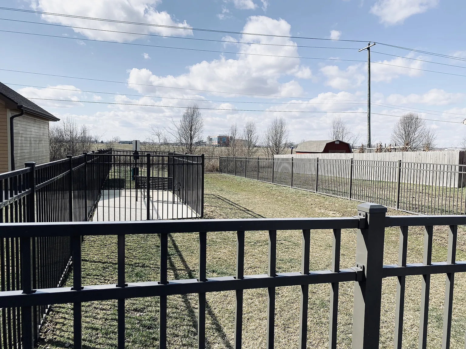 Warrick Trail Apartments — Photo 4