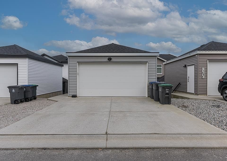 1st image of 13938 60a Ave