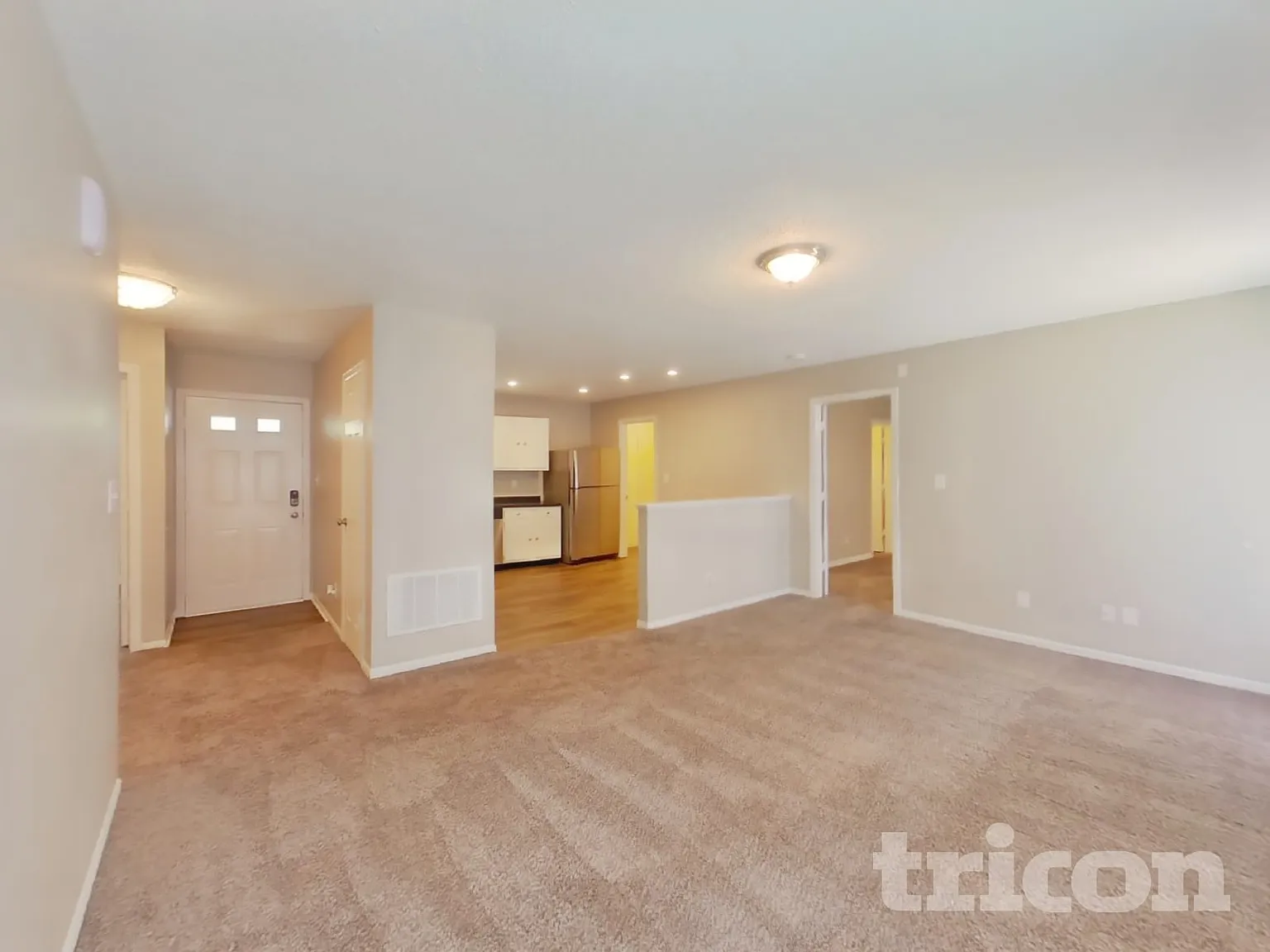 7433 Tassel Court Avon IN — Photo 4
