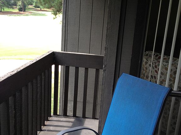5th image of 5 Pine Tree Rd #207