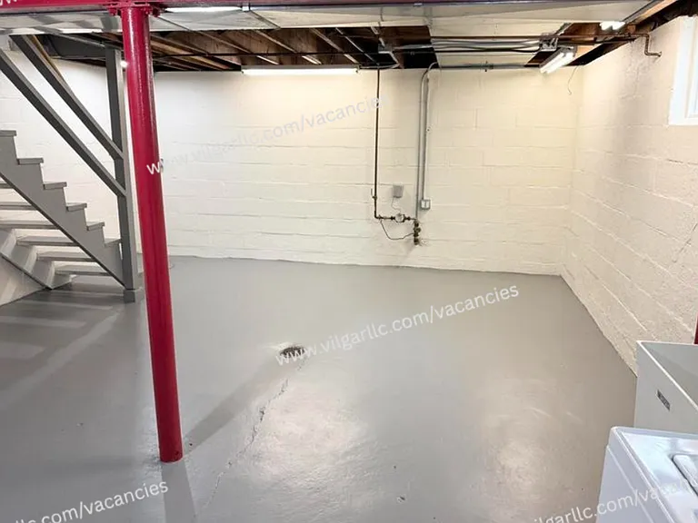 229 Broadmoor Ave — Photo 20
