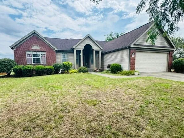 1716 Fern Trail Dr, Lancaster, OH 43130