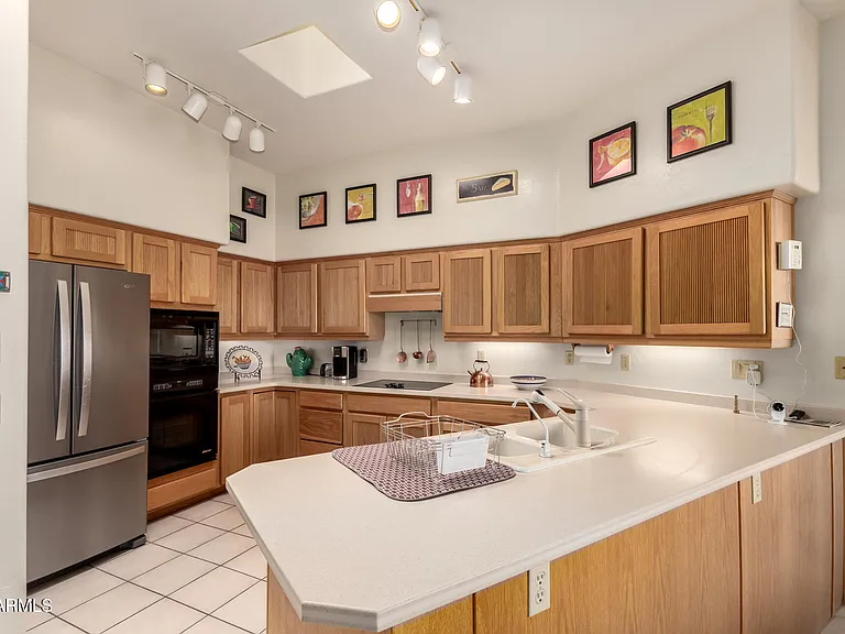 15048 N Elena Dr — Photo 9