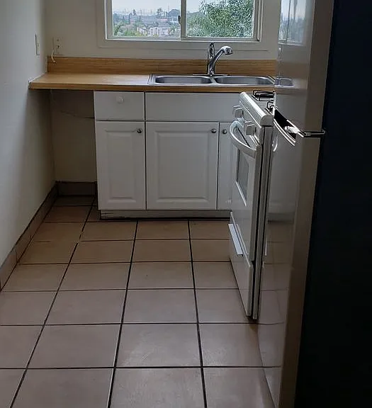 2419 J St #1-4 — Photo 8