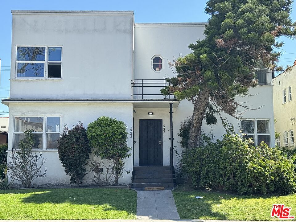 1st image of 2722 W 43rd Pl