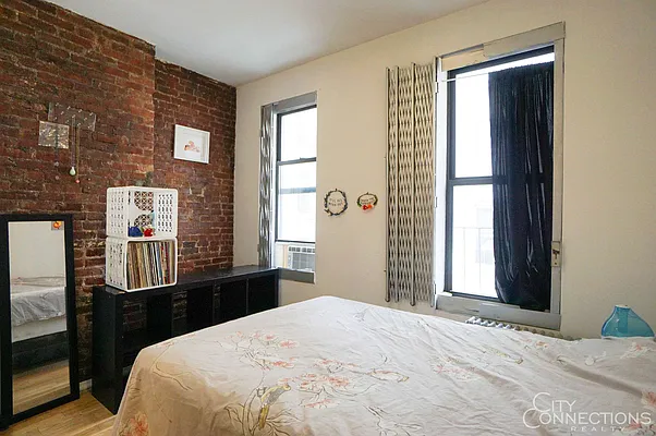 Rented by City Connections Realty | media 12