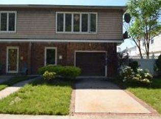 26 Barlow Ave, Staten Island, NY 10308