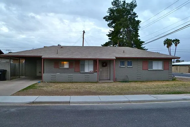 1561 W 6th Pl — Photo 1
