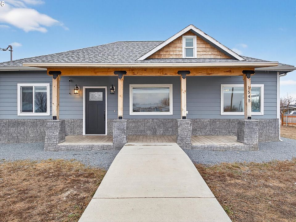 1st image of 1545 3rd St