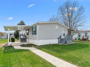 1598 Bogie Ln, Painesville, OH