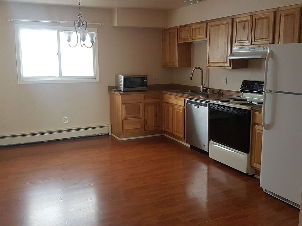 Kitchen - from front door without lights