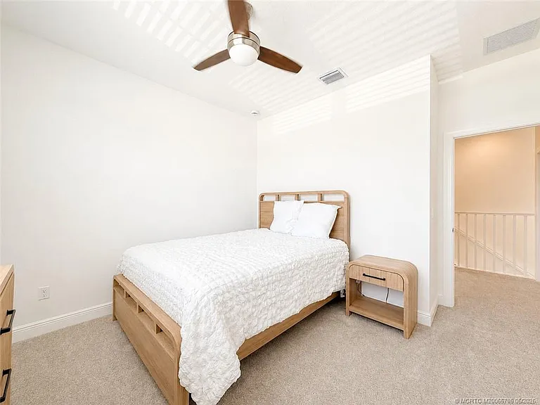 3583 NW Solange Ct — Photo 34