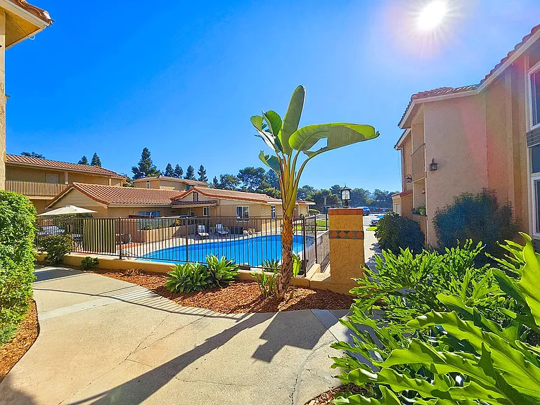 Lake Meadows Apartments — Photo 29
