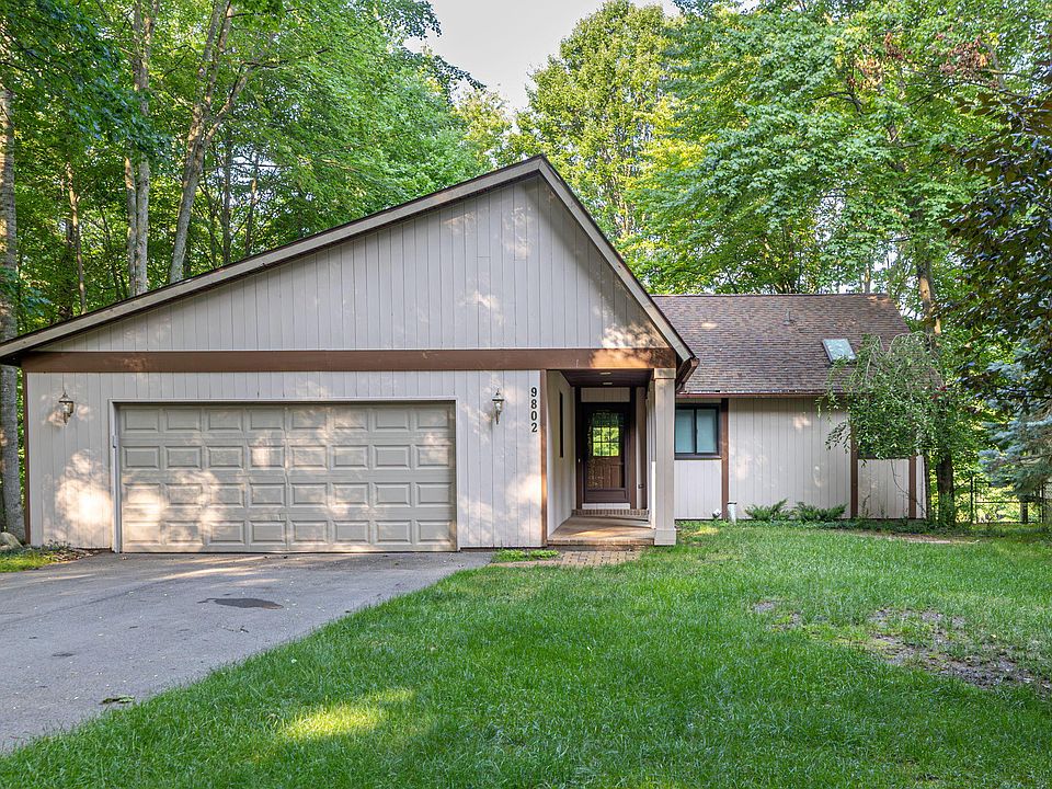1st image of 9802 Center Ln