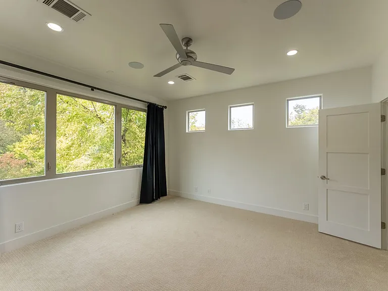 716 Post Oak St — Photo 22