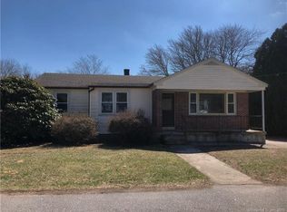 14 Rossi Ave, Stonington, CT 06379