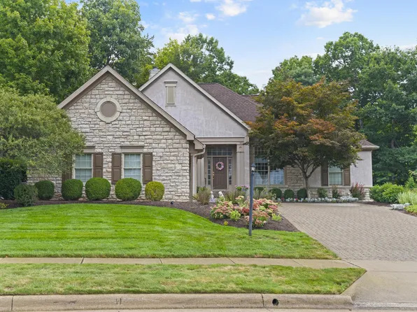 8483 Misty Woods Cir, Powell, OH 43065