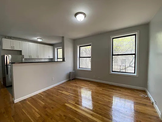 Rented by Bruma Realty LLC | media 29