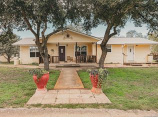 19589 Oil St, Somerset, TX 78069