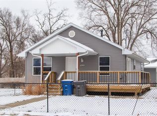 525 SE 9th St, Des Moines, IA 50309