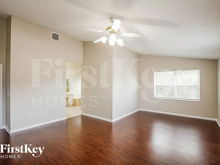 1436 NW 159th Ln — Photo 12