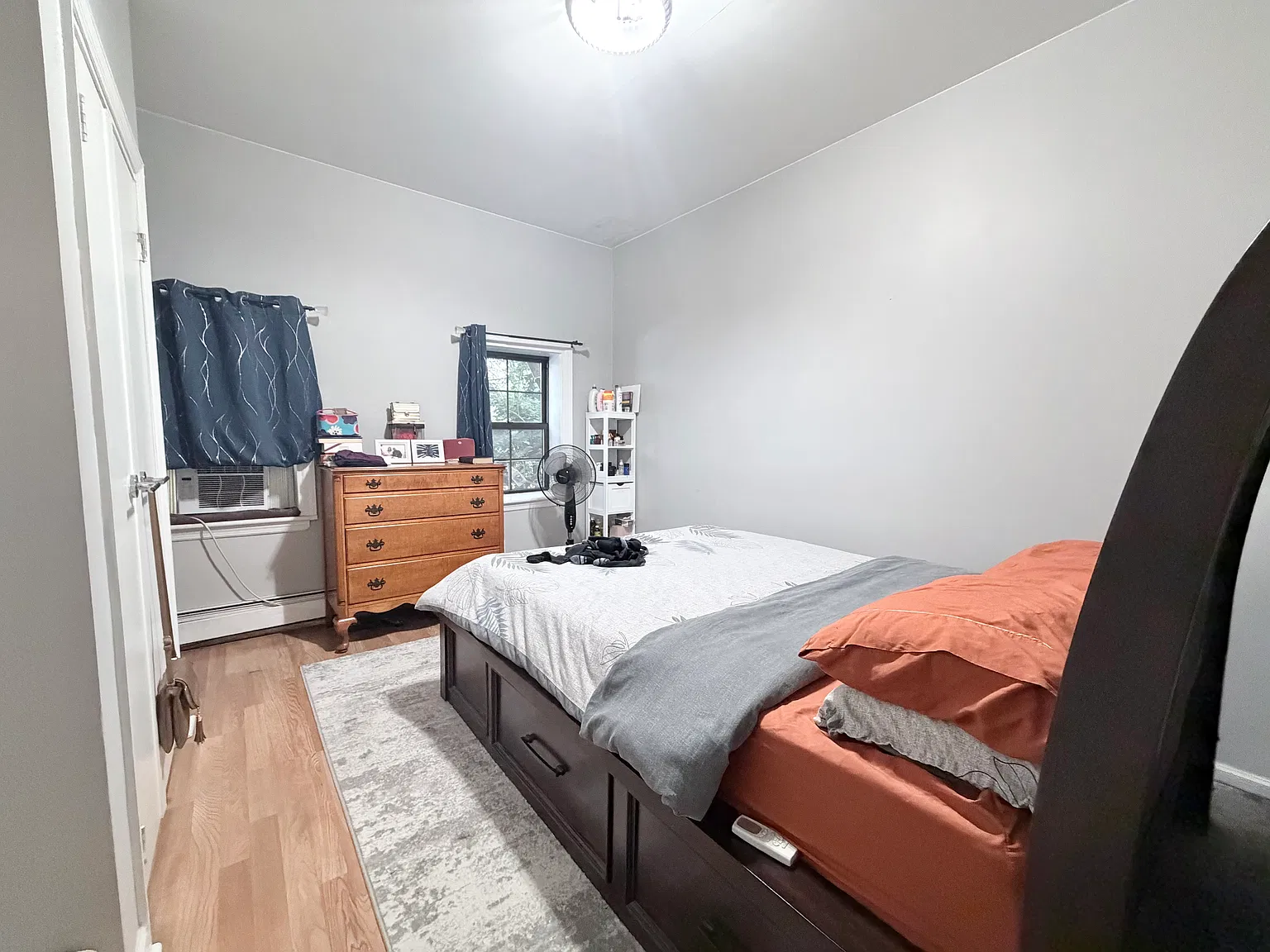 663 Evergreen Avenue — Photo 3