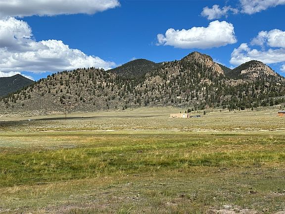 5th image of 11065 Larimer Road