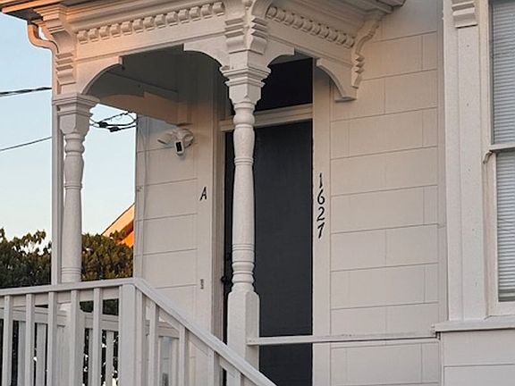 4th image of 1627 Pine St #A