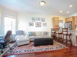 10 Bristol St #2B, Cambridge, MA 02141
