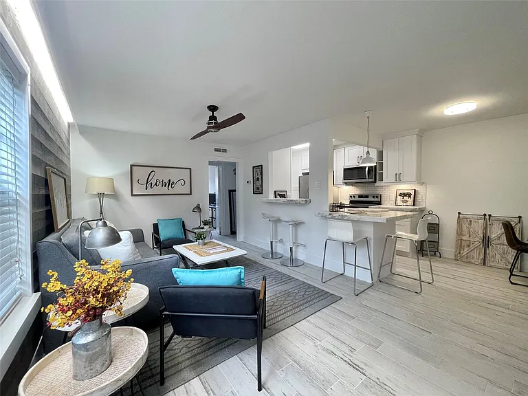 1855 Portsmouth St #7G — Photo 2