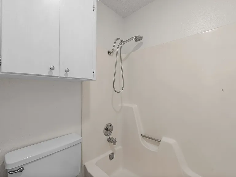12906 Irongate Ave — Photo 13