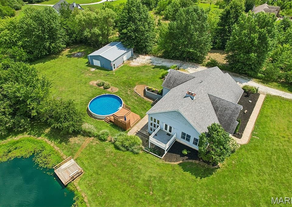 1st image of 98 Lincoln Ln