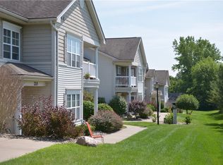 1101 Farmstead Ct, Churchville, NY 14428