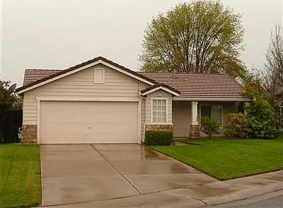 2nd image of 411 Rosewood Ct