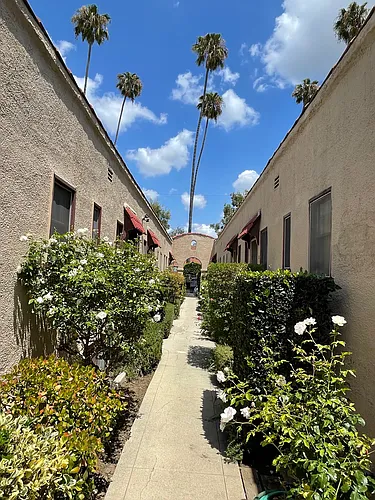 1137 Lodi Pl Photo 1