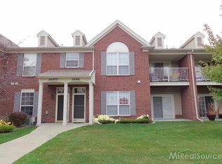 26981 Carrington Pl, Harrison Township, MI 48045
