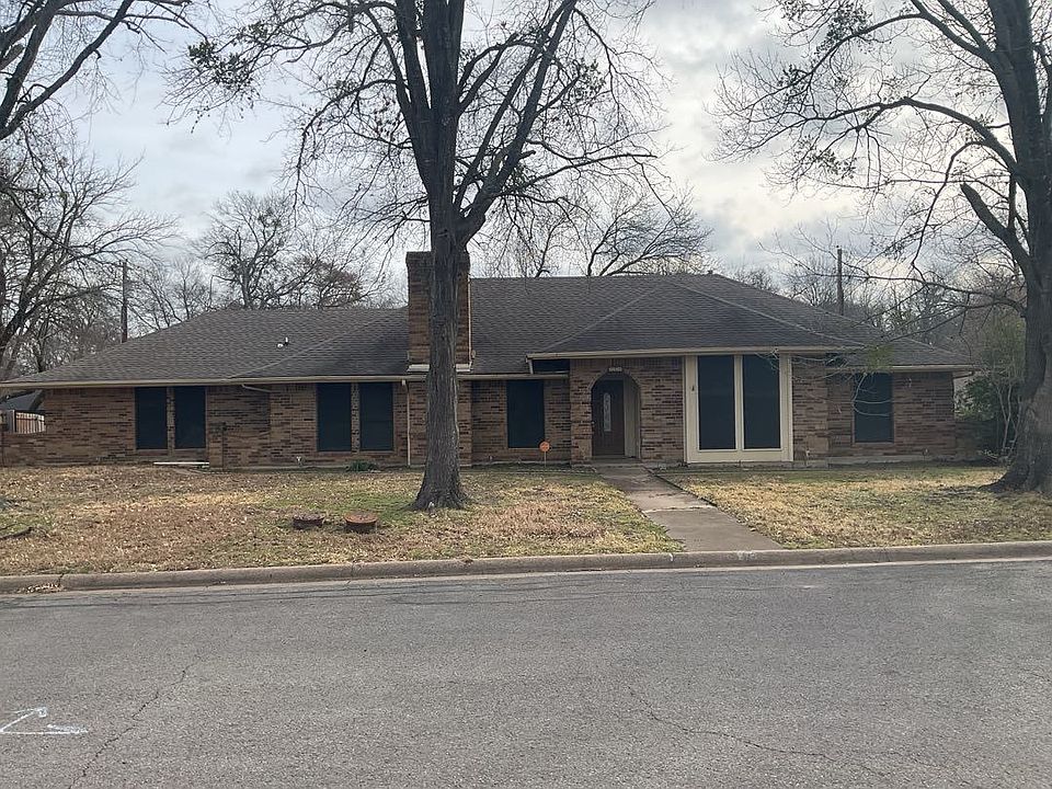 1st image of 319 Jamie Way