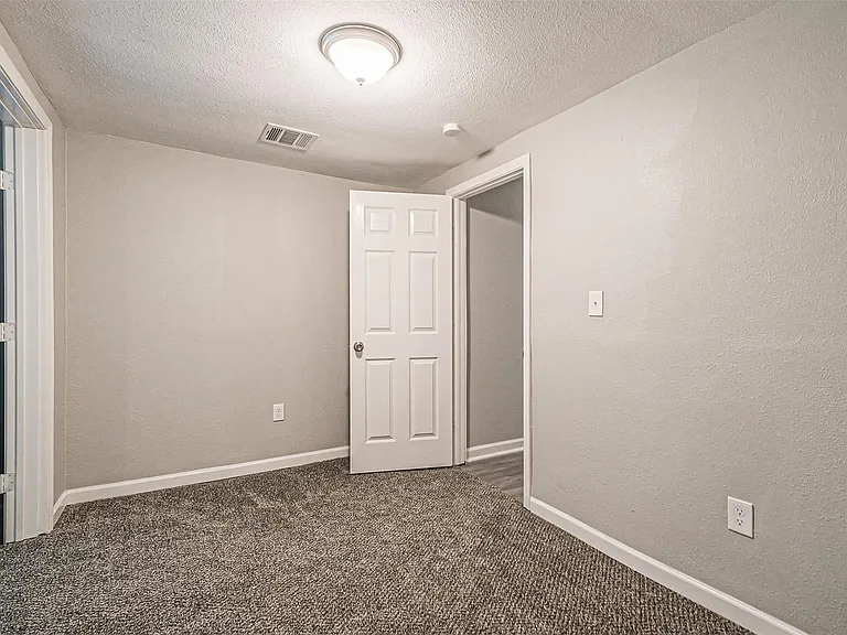 1539 Pleasantville Dr — Photo 15