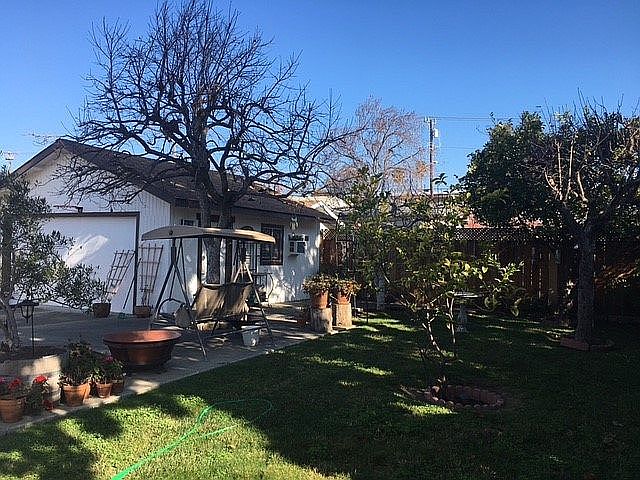 2nd image of 33734 13th St