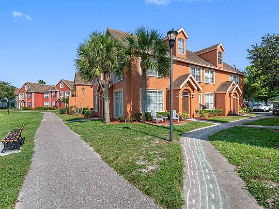 3rd image of 9736 Lake Chase Island Way