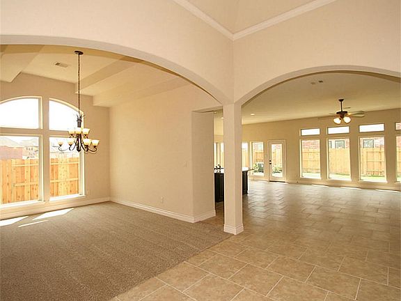 5th image of 1816 Emerald Trace Ln