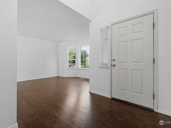 5th image of 2306 28th Court SE