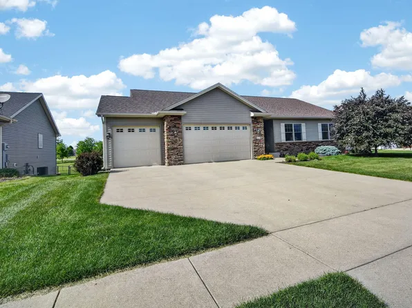 215 Northpark Blvd, Huxley, IA 50124